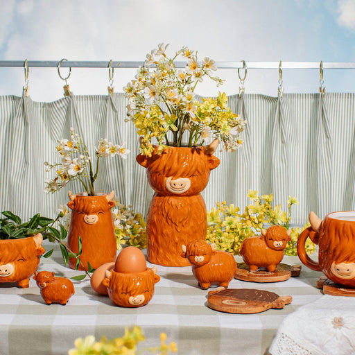 Highland Cow Salt & Pepper Shaker - Sass & Belle